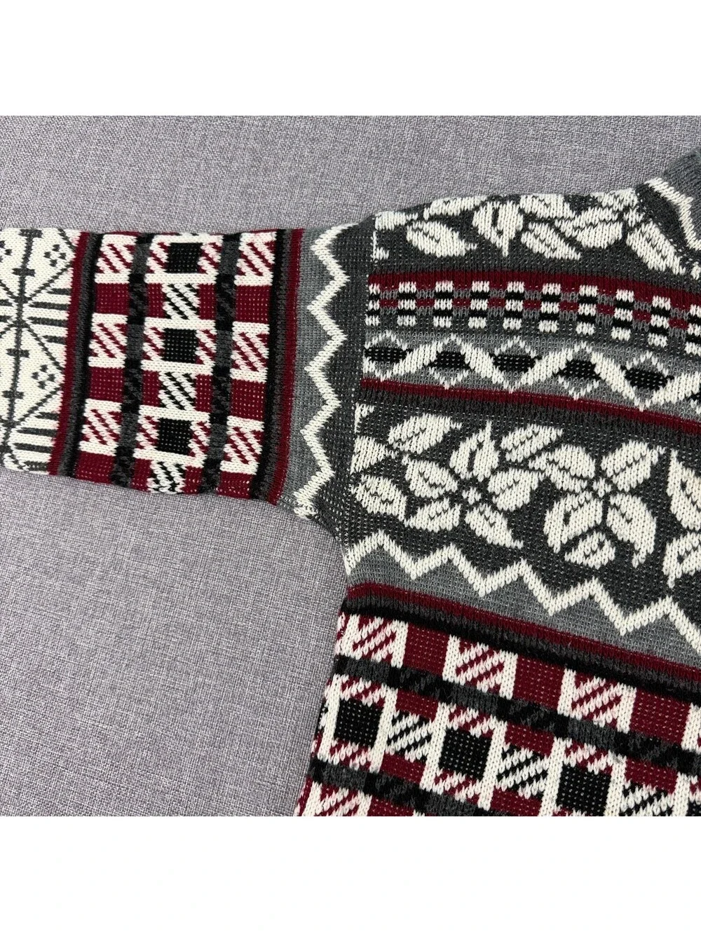 Vintage 80s 90s JG Browne Fair Isle Nordic Christmas Themed Sweater Size Medium